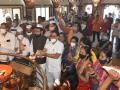 मंदिरांमध्ये भविकांची उपस्थिती - Marathi News | Presence of devotees in temples | Latest nandurbar News at Lokmat.com