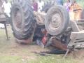 ठाणगाव-सिन्नर रस्त्यावर ट्रॅक्टर उलटून एक ठार - Marathi News | Tractor on Thangagaon-Sinnar road reversed and killed | Latest nashik News at Lokmat.com