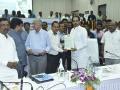 नव उद्योजकांना मुख्यमंत्र्यांच्या हस्ते मंजुरीपत्रांचे वाटप - Marathi News | Allotment of clearances at CM's hand to new entrepreneurs | Latest sindhudurga News at Lokmat.com