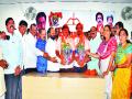 खांदेपालट होताच जुन्या सैनिकांनी चढली पायरी - Marathi News | The old soldiers stepped up in the middle of the scale | Latest nashik News at Lokmat.com