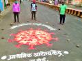 रस्ते, भिंती देताहेत ‘घरीच राहा, सुरक्षित राहा’चा संदेश - Marathi News | Roads, walls give the message of 'stay home, stay safe' | Latest buldhana News at Lokmat.com