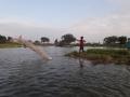 मच्छीमारांसाठी गोदावरीनदी जीवनदायी - Marathi News | Godavari river is a lifeline for fishermen | Latest nashik News at Lokmat.com