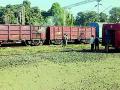 वरोऱ्यात कोळसा वॅगनला आग - Marathi News | Fire to the coal vagan | Latest chandrapur News at Lokmat.com
