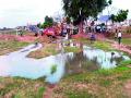 विहिरीतून निघाल्या चोरीस गेलेल्या मोटारसायकली - Marathi News | Motorcyclist who was stolen from the well | Latest nashik News at Lokmat.com
