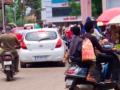 शहाद्यातील वाहतूक नियंत्रण कोलमडले - Marathi News | Traffic control in Shahada collapsed | Latest nandurbar News at Lokmat.com