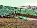 वादळाने सहा वीज टॉवर कोसळले - Marathi News | The storm hit six power bases | Latest yavatmal News at Lokmat.com