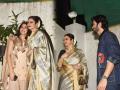 Mili Screening PHOTOS : रेखा यांनी जान्हवीवर केला प्रेमाचा वर्षाव, विकी कौशलचा भाऊ सनीने जिंकली सर्वांची मनं...!! - Marathi News | Mili Screening Rekha Showers Love On Janhvi Kapoor Sunny Kaushal Touched Her Feet | Latest filmy Photos at Lokmat.com