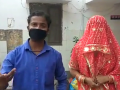 Lockdown News: लॉकडाऊनमध्ये ‘तो’ भाजी घ्यायला बाजारात गेला अन् लग्न करुन घरी परतला, मग... - Marathi News | Lockdown News: Mother sends son to buy groceries he returns with wife pnm | Latest jarahatke Photos at Lokmat.com