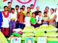 अनाथांना सर्वतोपरी मदत करणे हे एक महान कार्य - Marathi News | It is a great task to help the orphans in abundance | Latest gondia News at Lokmat.com