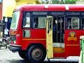 पहिल्याच दिवशी १४०० प्रवाशांनी केला लालपरीतून प्रवास! - Marathi News | On the first day alone, 1400 passengers traveled through Bus | Latest vashim News at Lokmat.com