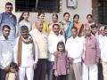 आरक्षणासाठी धनगर समाजाच्या ‘काळ्या गुढ्या’ उभारून निषेध - Marathi News | Prohibition by the 'black nest' of Dhangar community for reservation | Latest nashik News at Lokmat.com