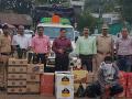 त्र्यंबकच्या अंबोली शिवारात नऊ लाखांचा अवैध मद्यसाठा जप्त - Marathi News | Nine lakhs of illegal liquor bars were seized in Trimbakesh's Amboli Shivar | Latest maharashtra News at Lokmat.com