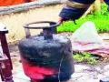 पोळवाड्याच्या तिसऱ्या मजल्यावर इलेक्ट्रॉनिक गिझरला आग - Marathi News | Electronic Geyser fire on third floor of Polwad | Latest nashik News at Lokmat.com