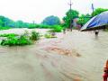 वणी, पांढरकवड्याला पावसाने झोडपले - Marathi News | Wani, Pandharkavadya was hit by rain | Latest yavatmal News at Lokmat.com