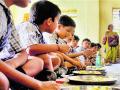 मुलांच्या पोषण आहारात केळीला आक्षेप ; पांढºया पेशींवर परिणाम - Marathi News | Banana objection to child's nutrition; The result of white cells | Latest nashik News at Lokmat.com