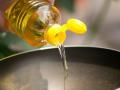 वर्ध्यात भेसळयुक्त ‘नेपाळी’ खाद्यतेलाची सर्रास विक्री - Marathi News | Widespread sale of adulterated 'Nepali' edible oil in Wardha | Latest vardha News at Lokmat.com