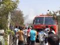 दसेरा मैदानाजवळ उद्यानाला लागली आग - Marathi News | The fire started at the park near the Dussera grounds | Latest dhule News at Lokmat.com