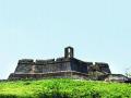 मुंबईतील किल्ले पर्यटनापासून दूरच! - Marathi News |  Far from the Mumbai Fortress tourism! | Latest mumbai News at Lokmat.com