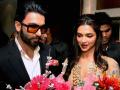 दीपिका पादुकोण आणि रणवीर सिंगच्या लग्नात ‘नो मोबाईल, नो क्लिक’!! - Marathi News | deepika padukone and ranveer singh plans to ask guests not to carry mobile phone on their wedding | Latest filmy News at Lokmat.com