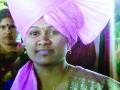 पुण्यातली नोकरी सोडून गावात आली अन्‌ जिद्दीनं ग्रामपंचायतची मेंबर बनली - Marathi News | She left her job in Pune and came to the village and became a member | Latest solapur News at Lokmat.com