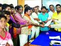 मातंग समाजाची तहसीलवर धडक - Marathi News | Matang society attacked the tehsil | Latest yavatmal News at Lokmat.com