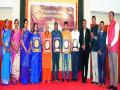 ‘ग्रेपसिटी गौरव’ पुरस्कारांचे वितरण - Marathi News |  Distribution of 'GrapeCity Glory' awards | Latest nashik News at Lokmat.com