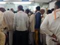 पीककर्जासाठी शेतकऱ्यांच्या रांगा - Marathi News | Farmers' rush for crop insurance | Latest jalana News at Lokmat.com