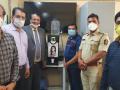 पोलिसांसाठी चहा तयार करण्याचे यंत्र भेट - Marathi News |  Gift of tea making machine for police | Latest nashik News at Lokmat.com