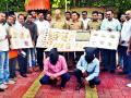 कोट्यवधींच्या सोने चोरीचा २४ तासांत पर्दाफाश - Marathi News | Busted gold theft of billions of hours in 24 hours | Latest nashik News at Lokmat.com