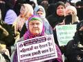 मुस्लिम महिलांचा औरंगाबादेत जोरदार मोर्चा - Marathi News | Muslim women's strong rally in Aurangabad | Latest chhatrapati-sambhajinagar News at Lokmat.com