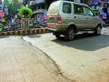 कामही पूर्ण नाही, तोच स्मार्ट रोडवर खड्डे! - Marathi News |  Work is not complete, it pits on the smart road! | Latest nashik News at Lokmat.com