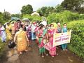 उमेद अभियान संघर्षाला ग्रामसंघाच्या महिलांचा पाठिंबा - Marathi News | Support of Gram Sangh women for Umed Abhiyan Sangharsh | Latest sindhudurga News at Lokmat.com