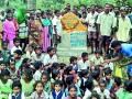नक्षलपीडित नागरिकांच्या स्मृतिप्रीत्यर्थ उभारले स्मारक - Marathi News | Monument built in memory of Naxalites | Latest gadchiroli News at Lokmat.com