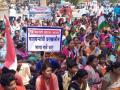 पुनर्वसन होईपर्यंत जिल्हाधिकारी कार्यालयासमोर बि-हाड मांडण्याचा श्रमजीवींचा निर्धार - Marathi News | Until rehabilitation, the workers are determined to lay B-bone in front of the Collector's office | Latest thane News at Lokmat.com