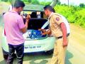 तपासणी पथकांचा वाहनांवर ‘वॉच’ - Marathi News | 'Watch' on inspection squad vehicles | Latest vardha News at Lokmat.com