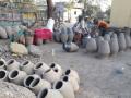 माठ तयार करण्यासाठी कारागिरांची लगबग सुरु - Marathi News |  The workers started preparing for the making of clay | Latest nashik News at Lokmat.com