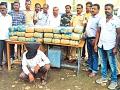 गांजा तस्करीत दाम्पत्याला अटक - Marathi News | Ganges smuggler arrested | Latest yavatmal News at Lokmat.com