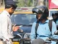 नागपुरातील वाहतूक पोलिसांच्या आरोग्याकडे विभागाचे दुर्लक्ष - Marathi News | Traffic police in Nagpur ignored by health department | Latest nagpur News at Lokmat.com