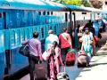 पॅसेंजर गाड्या बंद असल्यामुळे रेल्वे प्रवाशांची होतेय गैरसोय - Marathi News | Inconvenience to railway passengers due to closure of passenger trains | Latest dhule News at Lokmat.com