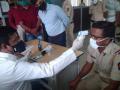 Corona Virus in Nagpur; पोलीस कर्मचाऱ्यांसाठी मोबाईल 'फिव्हर क्लिनिक' - Marathi News | Mobile 'fever fever clinic' for police personnel | Latest nagpur News at Lokmat.com