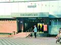 क्वासी कर्मचाऱ्यांवर उपासमारीची वेळ - Marathi News | Time for hunger on the resident employees | Latest chandrapur News at Lokmat.com