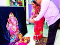 कलाशिक्षकाने केली चित्र गणेशाची स्थापना - Marathi News | Ganesha's picture made by art teacher | Latest jalgaon News at Lokmat.com