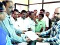 सिंधुदुर्ग : घेराओनंतर सावंतवाडी पालिकेला अखेर वीज कर्मचारी मिळाले - Marathi News | Sindhudurg: After the encirclement, Sawantwadi municipality finally got a power worker | Latest sindhudurga News at Lokmat.com