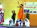 वाशिम जिल्हास्तरीय युवा महोत्सवात युवकांचा कलाविष्कार - Marathi News | Youth Artist at Washim District-level Youth Festival | Latest vashim News at Lokmat.com