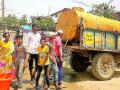 किरमटीत टँकरने पाणीपुरवठा - Marathi News | Water supply by tanker in Kirmati | Latest bhandara News at Lokmat.com