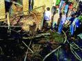 आगीत तीन घरे जळून खाक  - Marathi News |  Three houses burnt in the blaze | Latest bhandara News at Lokmat.com