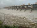 धरणाचे १५ गेट उघडल्याने बोरीला पूर - Marathi News | 15 gates of the dam opened and flooded Bori | Latest jalgaon News at Lokmat.com