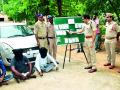 अकोल्यातून गडचिरोली जिल्ह्यात नकली नोटा पोहोचविण्याचा प्रयत्न - Marathi News | Attempt to deliver counterfeit notes from Akola to Gadchiroli district | Latest gadchiroli News at Lokmat.com