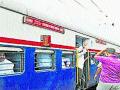 पंचवटी एक्स्प्रेस; प्रवाशांचे हाल - Marathi News |  Panchavati Express; Passengers' arrival | Latest nashik News at Lokmat.com
