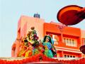 राधा-कृष्णावरही रंगांची बरसात - Marathi News |  Radha and Krishna also color rain | Latest nashik News at Lokmat.com